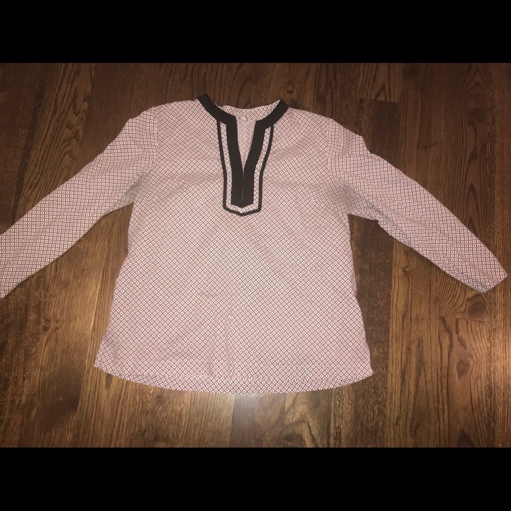 3/4 long sleeved women’s pull over shirt